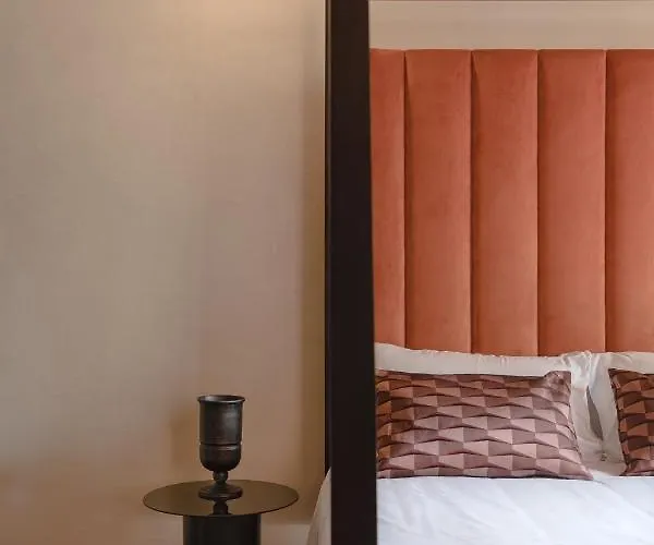 Torre Capranica 4* Roma
