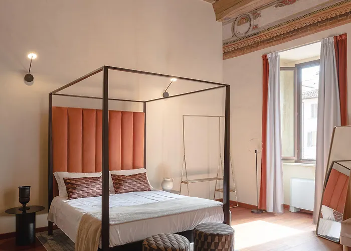 Torre Capranica 4* Roma